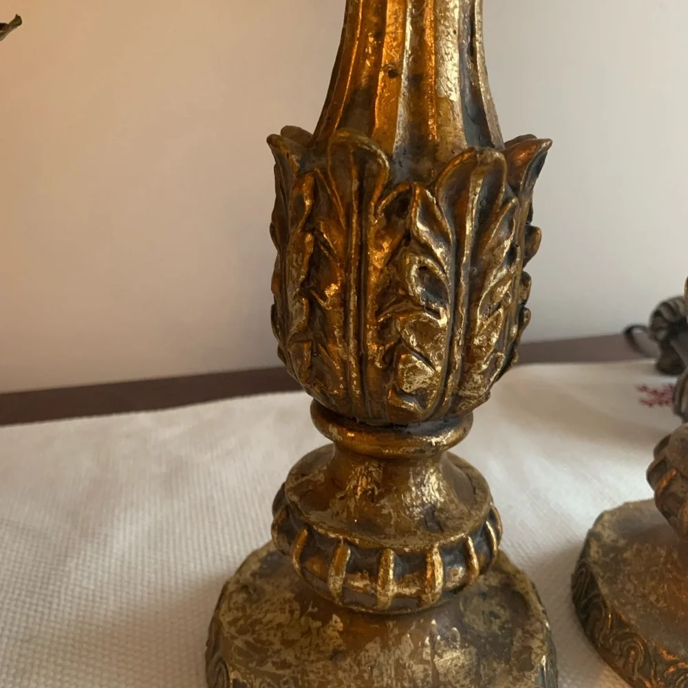 N/A gold candle